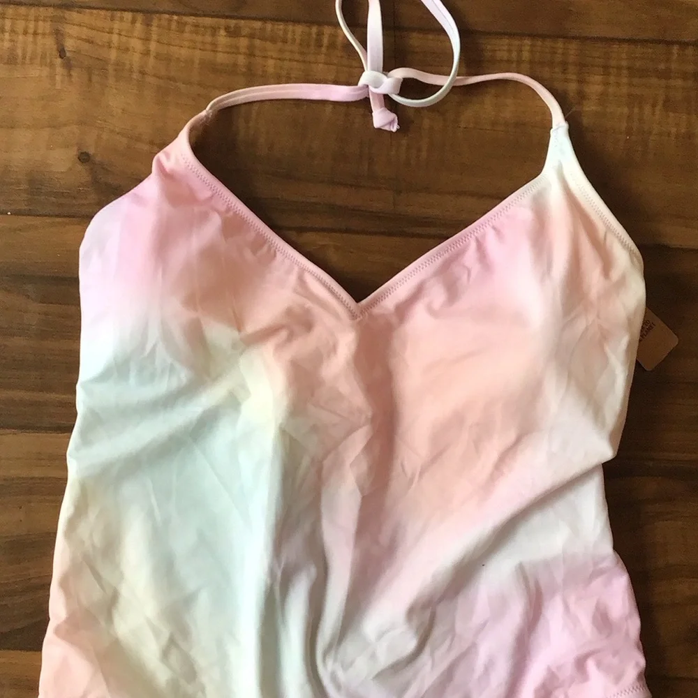 2 for $25 Victoria’s Secret pastel swimsuit NWT